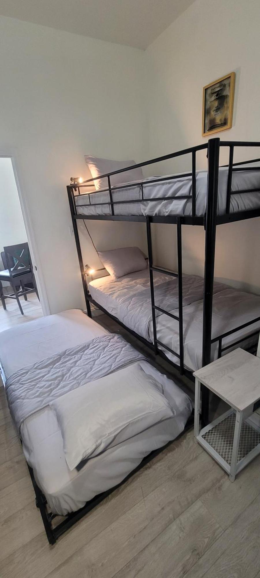 Large, Central, Lovely & Cozy 4Bed/2Bath - House By Everbank Stadium جاكسونفيل المظهر الخارجي الصورة